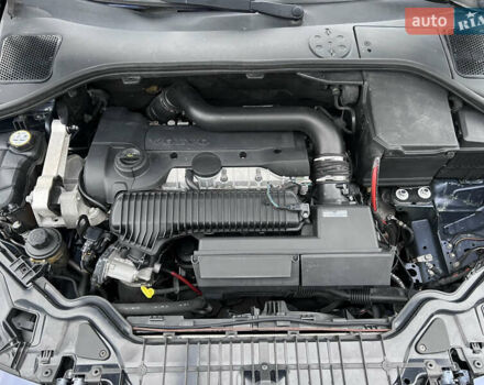 Синий Вольво С60, объемом двигателя 2.5 л и пробегом 206 тыс. км за 9990 $, фото 47 на Automoto.ua