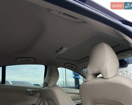 Синий Вольво С60, объемом двигателя 2.5 л и пробегом 206 тыс. км за 9990 $, фото 33 на Automoto.ua