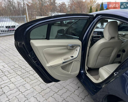 Синий Вольво С60, объемом двигателя 2.5 л и пробегом 206 тыс. км за 9990 $, фото 34 на Automoto.ua