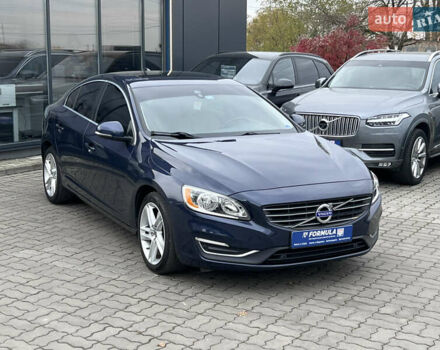 Синий Вольво С60, объемом двигателя 2.5 л и пробегом 206 тыс. км за 9990 $, фото 2 на Automoto.ua