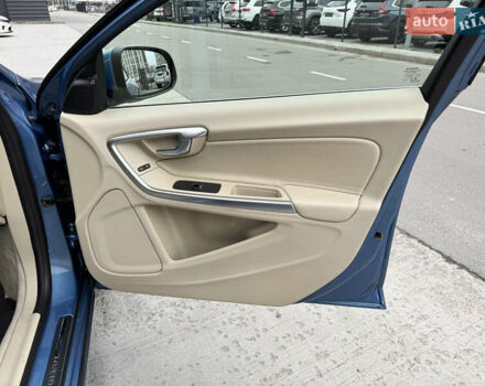 Синій Вольво С60, об'ємом двигуна 2 л та пробігом 164 тис. км за 11950 $, фото 7 на Automoto.ua