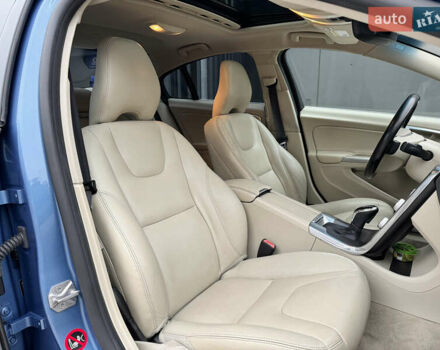 Синій Вольво С60, об'ємом двигуна 2 л та пробігом 164 тис. км за 11950 $, фото 10 на Automoto.ua