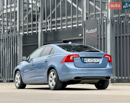 Синій Вольво С60, об'ємом двигуна 2 л та пробігом 164 тис. км за 11950 $, фото 4 на Automoto.ua