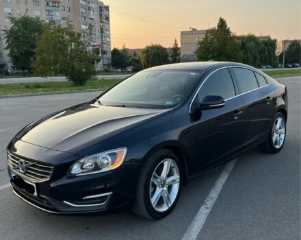 Синий Вольво С60, объемом двигателя 2 л и пробегом 229 тыс. км за 13300 $, фото 1 на Automoto.ua