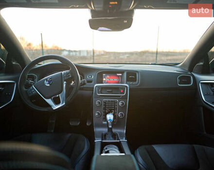 Синий Вольво С60, объемом двигателя 1.97 л и пробегом 62 тыс. км за 24800 $, фото 30 на Automoto.ua