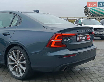 Синий Вольво С60, объемом двигателя 2 л и пробегом 92 тыс. км за 17000 $, фото 7 на Automoto.ua