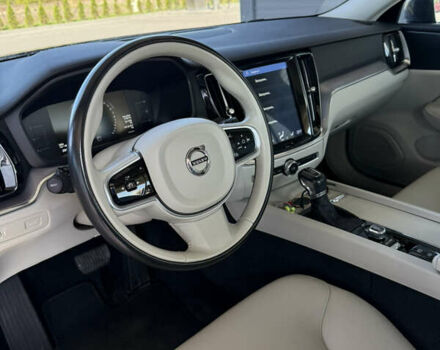 Вольво С60 2018 в Золочев на Automoto.ua Синий Вольво С60, объемом двигателя 1.97 л и пробегом 92 тыс. км за 20000 $, фото 12 на Automoto.ua