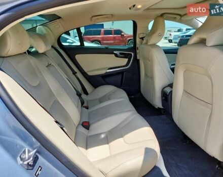 Синий Вольво С60, объемом двигателя 2 л и пробегом 96 тыс. км за 3000 $, фото 9 на Automoto.ua