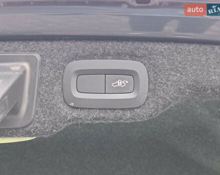 Синий Вольво С60, объемом двигателя 2 л и пробегом 92 тыс. км за 17000 $, фото 50 на Automoto.ua