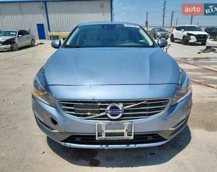 Синий Вольво С60, объемом двигателя 2 л и пробегом 96 тыс. км за 3000 $, фото 4 на Automoto.ua