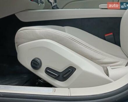 Синий Вольво С60, объемом двигателя 2 л и пробегом 92 тыс. км за 17000 $, фото 27 на Automoto.ua