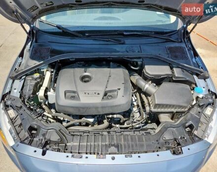 Синий Вольво С60, объемом двигателя 2 л и пробегом 96 тыс. км за 3000 $, фото 10 на Automoto.ua