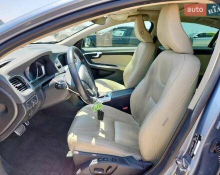 Синий Вольво С60, объемом двигателя 2 л и пробегом 96 тыс. км за 3000 $, фото 6 на Automoto.ua