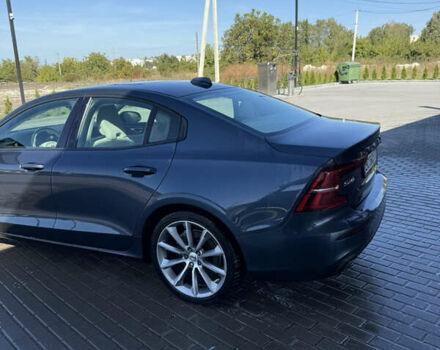 Вольво С60 2018 в Золочев на Automoto.ua Синий Вольво С60, объемом двигателя 1.97 л и пробегом 92 тыс. км за 20000 $, фото 7 на Automoto.ua