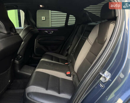 Синій Вольво С60, об'ємом двигуна 2 л та пробігом 58 тис. км за 31500 $, фото 34 на Automoto.ua