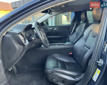 Вольво С60 2020 в Луцке на Automoto.ua Синий Вольво С60, объемом двигателя 2 л и пробегом 160 тыс. км за 14900 $, фото 16 на Automoto.ua