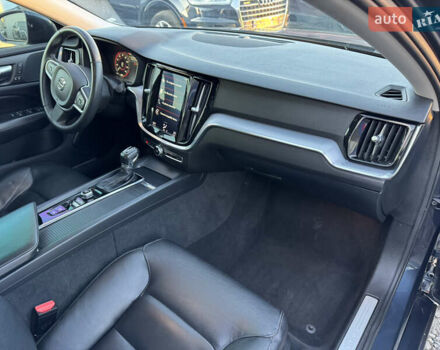 Вольво С60 2020 в Луцке на Automoto.ua Синий Вольво С60, объемом двигателя 2 л и пробегом 160 тыс. км за 14900 $, фото 31 на Automoto.ua