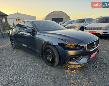 Вольво С60 2020 в Луцке на Automoto.ua Синий Вольво С60, объемом двигателя 2 л и пробегом 160 тыс. км за 14900 $, фото 3 на Automoto.ua