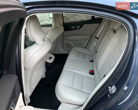 Синій Вольво С60, об'ємом двигуна 1.97 л та пробігом 67 тис. км за 19800 $, фото 32 на Automoto.ua