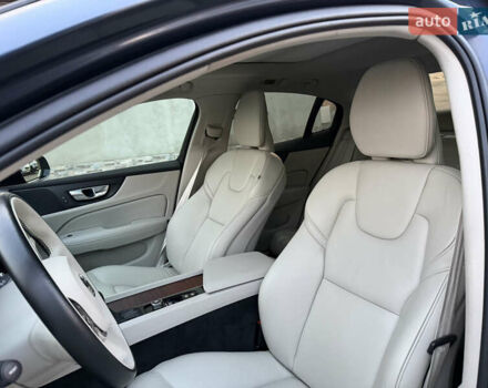 Синій Вольво С60, об'ємом двигуна 1.97 л та пробігом 67 тис. км за 19800 $, фото 18 на Automoto.ua