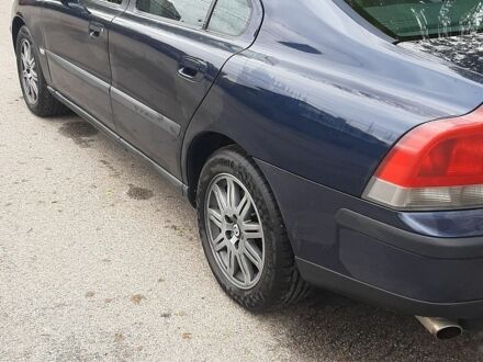 Синій Вольво С60, об'ємом двигуна 2 л та пробігом 330 тис. км за 4777 $, фото 1 на Automoto.ua