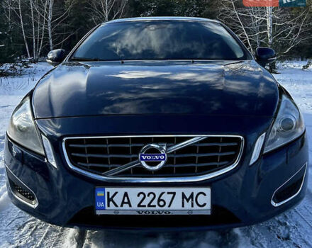 Синий Вольво С60, объемом двигателя 3 л и пробегом 389 тыс. км за 9376 $, фото 1 на Automoto.ua