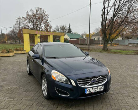 Синий Вольво С60, объемом двигателя 2.5 л и пробегом 260 тыс. км за 9999 $, фото 1 на Automoto.ua