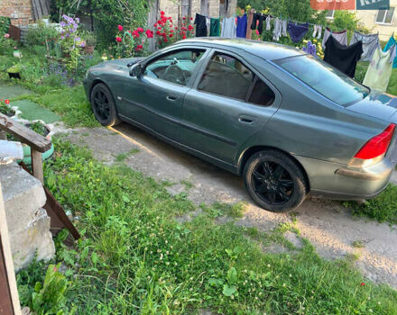 Зелений Вольво С60, об'ємом двигуна 2.4 л та пробігом 250 тис. км за 3399 $, фото 4 на Automoto.ua