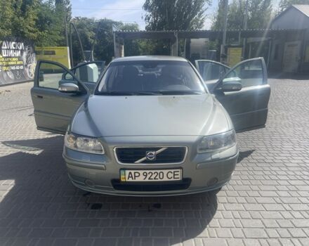 Зеленый Вольво С60, объемом двигателя 2.4 л и пробегом 290 тыс. км за 5650 $, фото 1 на Automoto.ua