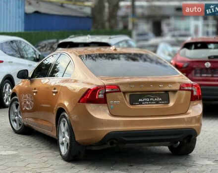 Оранжевый Вольво С60, объемом двигателя 2 л и пробегом 161 тыс. км за 7900 $, фото 36 на Automoto.ua