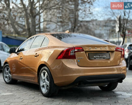 Оранжевый Вольво С60, объемом двигателя 2 л и пробегом 161 тыс. км за 7900 $, фото 33 на Automoto.ua