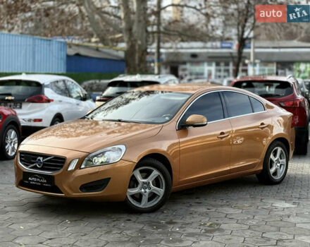 Оранжевый Вольво С60, объемом двигателя 2 л и пробегом 161 тыс. км за 7900 $, фото 9 на Automoto.ua