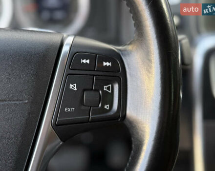 Оранжевый Вольво С60, объемом двигателя 2 л и пробегом 161 тыс. км за 7900 $, фото 55 на Automoto.ua