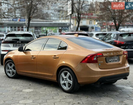 Оранжевый Вольво С60, объемом двигателя 2 л и пробегом 161 тыс. км за 7900 $, фото 34 на Automoto.ua