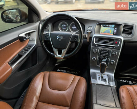 Оранжевый Вольво С60, объемом двигателя 2 л и пробегом 161 тыс. км за 7900 $, фото 50 на Automoto.ua