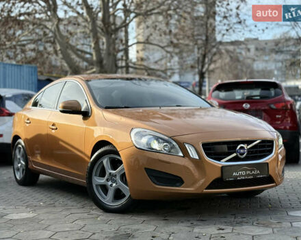 Оранжевый Вольво С60, объемом двигателя 2 л и пробегом 161 тыс. км за 7900 $, фото 15 на Automoto.ua