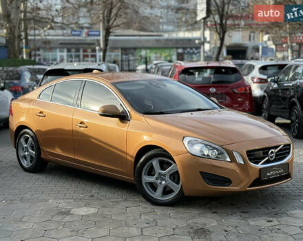 Оранжевый Вольво С60, объемом двигателя 2 л и пробегом 161 тыс. км за 7900 $, фото 16 на Automoto.ua