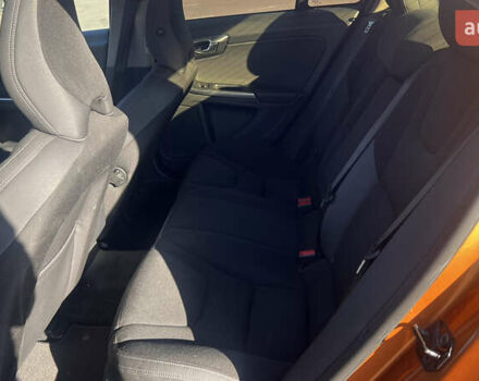 Вольво С60 2011 в Киеве на Automoto.ua Оранжевый Вольво С60, объемом двигателя 2 л и пробегом 271 тыс. км за 8300 $, фото 13 на Automoto.ua