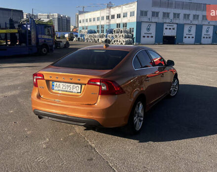 Вольво С60 2011 в Киеве на Automoto.ua Оранжевый Вольво С60, объемом двигателя 2 л и пробегом 271 тыс. км за 8300 $, фото 3 на Automoto.ua