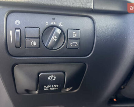 Вольво С60 2011 в Киеве на Automoto.ua Оранжевый Вольво С60, объемом двигателя 2 л и пробегом 271 тыс. км за 8300 $, фото 24 на Automoto.ua