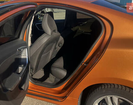 Вольво С60 2011 в Киеве на Automoto.ua Оранжевый Вольво С60, объемом двигателя 2 л и пробегом 271 тыс. км за 8300 $, фото 12 на Automoto.ua