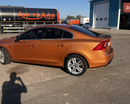 Вольво С60 2011 в Киеве на Automoto.ua Оранжевый Вольво С60, объемом двигателя 2 л и пробегом 271 тыс. км за 8300 $, фото 6 на Automoto.ua