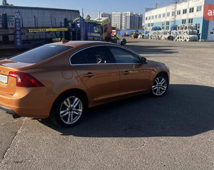 Вольво С60 2011 в Киеве на Automoto.ua Оранжевый Вольво С60, объемом двигателя 2 л и пробегом 271 тыс. км за 8300 $, фото 2 на Automoto.ua