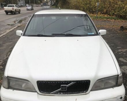Білий Вольво S70, об'ємом двигуна 2.5 л та пробігом 300 тис. км за 2599 $, фото 3 на Automoto.ua