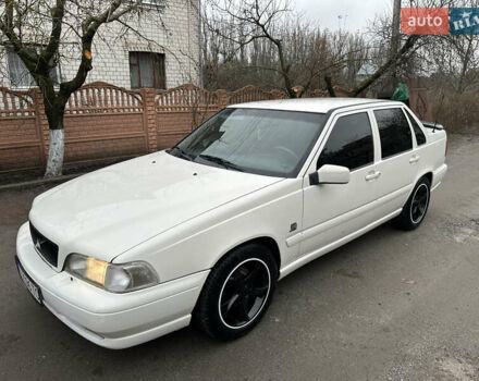 Белый Вольво С70, объемом двигателя 2.44 л и пробегом 373 тыс. км за 3600 $, фото 3 на Automoto.ua