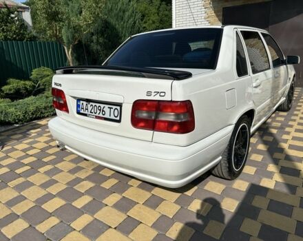 Белый Вольво С70, объемом двигателя 2.4 л и пробегом 300 тыс. км за 4499 $, фото 12 на Automoto.ua