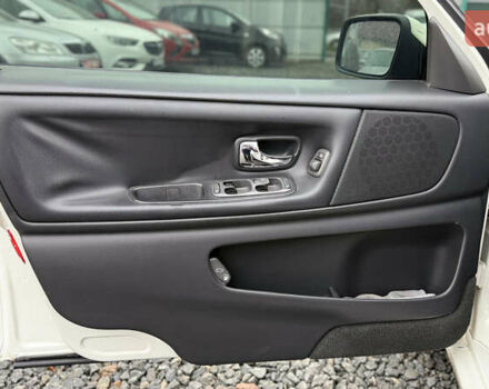 Белый Вольво С70, объемом двигателя 2.44 л и пробегом 373 тыс. км за 4200 $, фото 14 на Automoto.ua