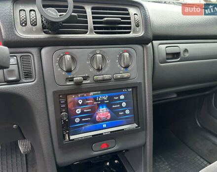 Белый Вольво С70, объемом двигателя 2.44 л и пробегом 373 тыс. км за 3600 $, фото 25 на Automoto.ua