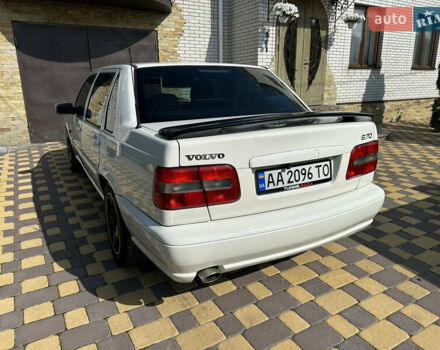 Белый Вольво С70, объемом двигателя 2.44 л и пробегом 371 тыс. км за 4199 $, фото 8 на Automoto.ua