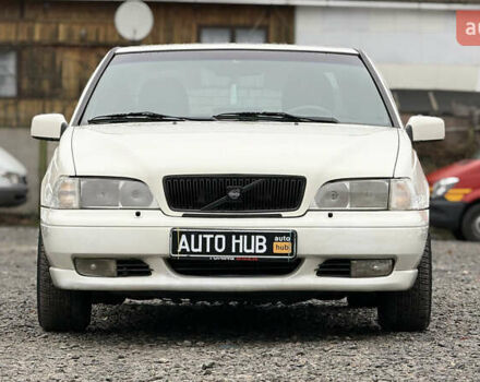 Белый Вольво С70, объемом двигателя 2.44 л и пробегом 373 тыс. км за 4200 $, фото 3 на Automoto.ua